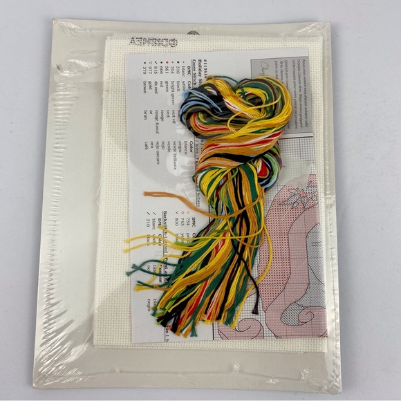 Disney Mickey Unlimited Cross Stitch Kit Holiday Sleigh 113414 New Sealed - Picture 6 of 8